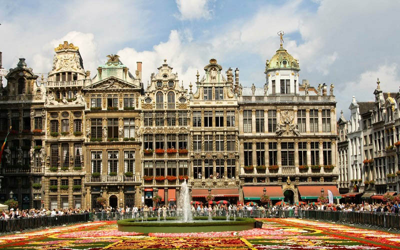 Quảng trường Grand Place - Nơi có những công trình kiến trúc đẹp nhất ở Brussels