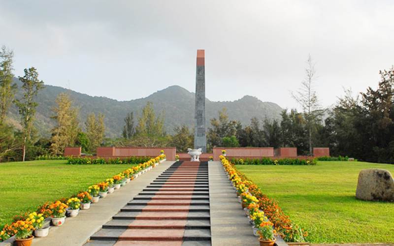 Nghĩa trang Hàng Dương - nơi chôn cất hàng trăm nghìn liệt sĩ cách mạng